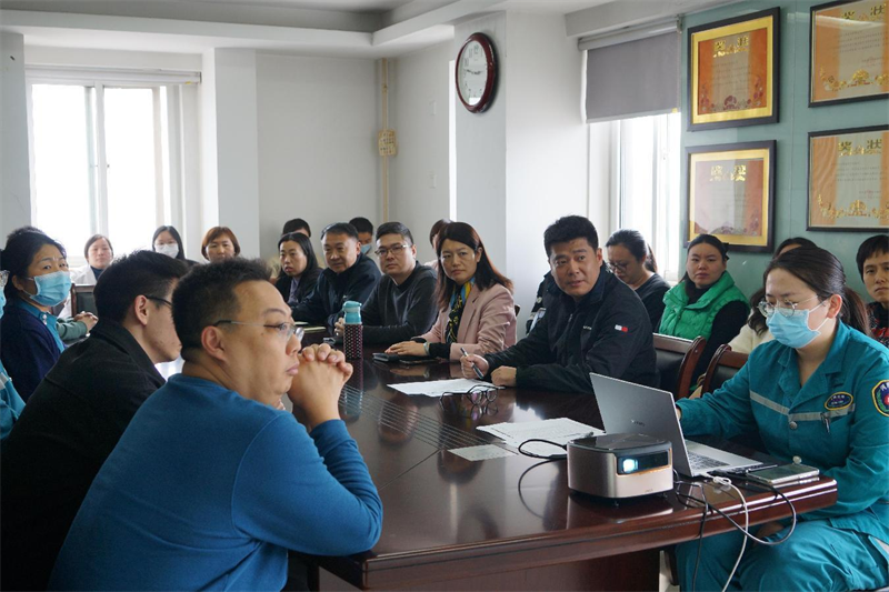 咨詢黨支部開展“急救知識(shí)培訓(xùn)及現(xiàn)場演練”主題黨日活動(dòng)